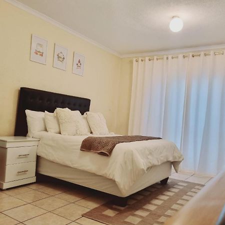 Hatfield Grosvenor Private Apartments Pretoria Luaran gambar