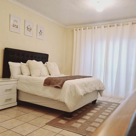 Hatfield Grosvenor Private Apartments Pretoria Luaran gambar
